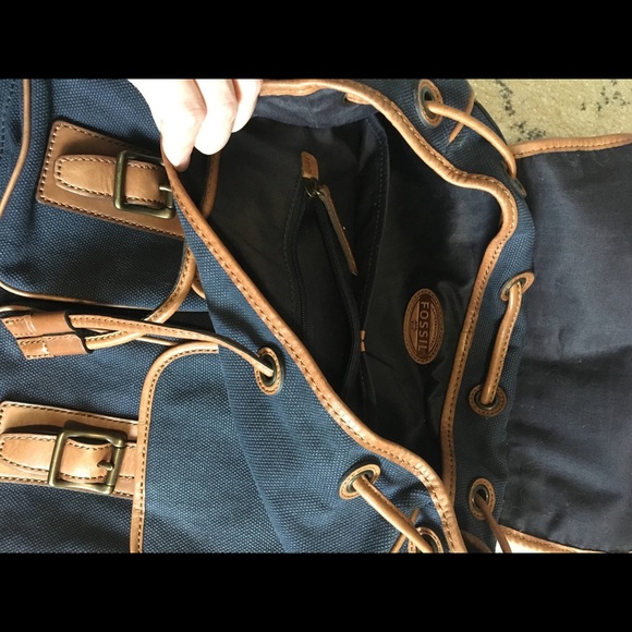 Fossil Backpack - Picture 6 of 7